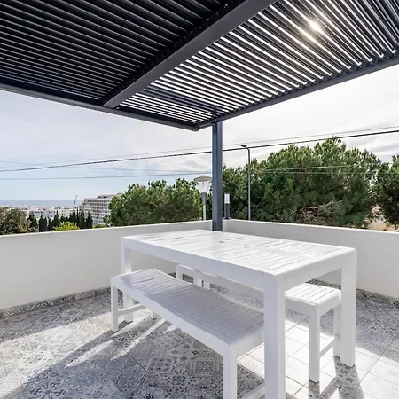 别墅 Housa - Maronique Luxury Townhouse, 650m From The