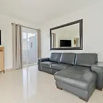 Housa - Maronique Luxury Townhouse, 650m From The Villa Porches (Algarve)