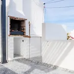 Housa - Maronique Luxury Townhouse, 650m From The Villa
